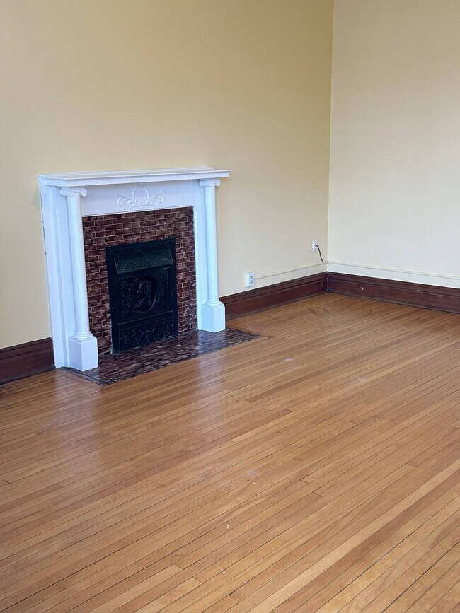 Floorplan - Avon Apartments
