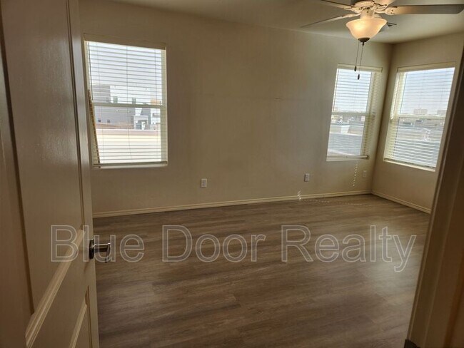 Building Photo - 1224 Tierra Verde Loop