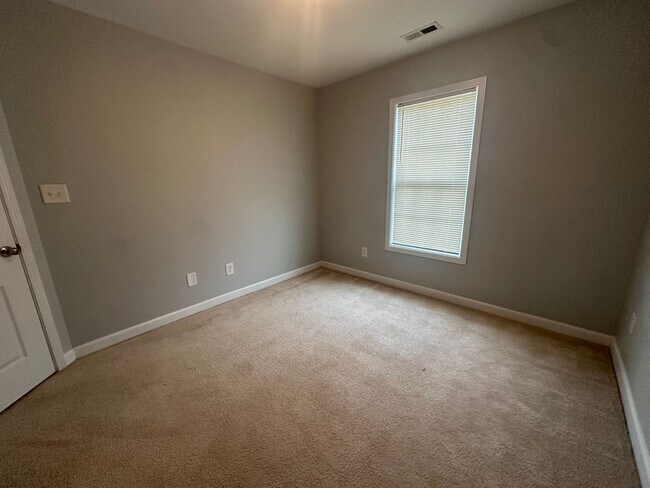 Building Photo - 4252 Redspire Ln