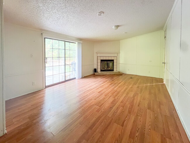 Building Photo - 13063 Kientz Rd