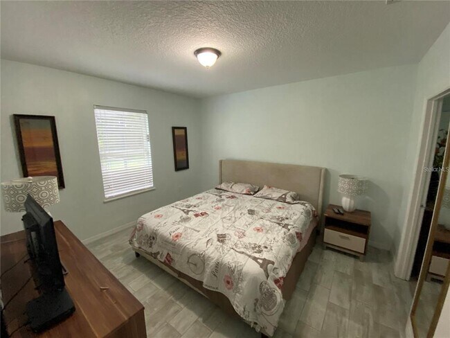 Building Photo - 9027 Paolos Pl