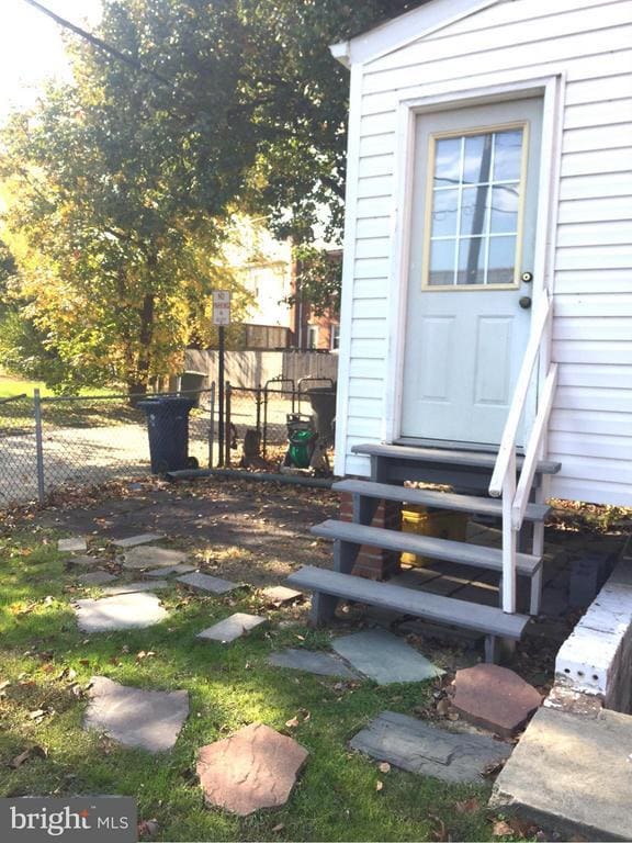 Building Photo - 531 E Bellefonte Ave