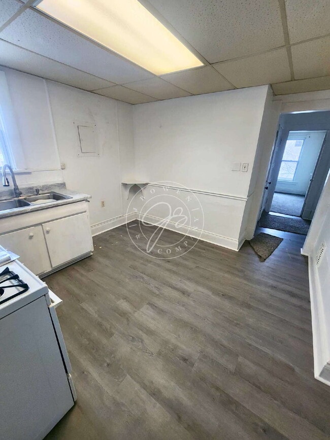 Building Photo - One of a kind 2 story 3-bedroom apartment!