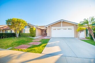Building Photo - Fountain Valley