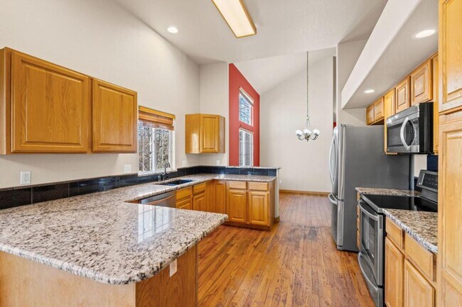 Building Photo - 389 Blackstone Cir