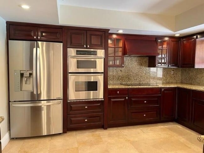 Building Photo - 2498 NW 25th St