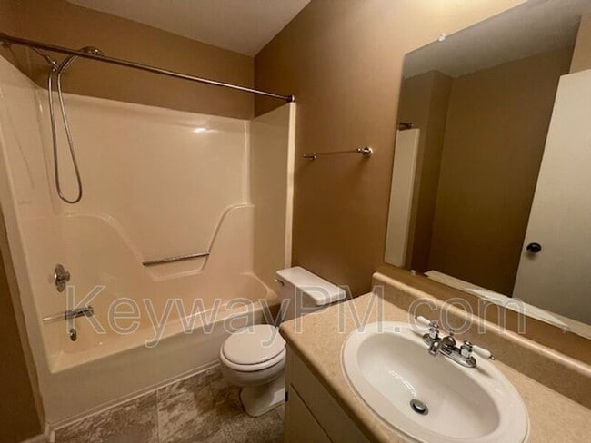 Building Photo - 331 Avery Landing