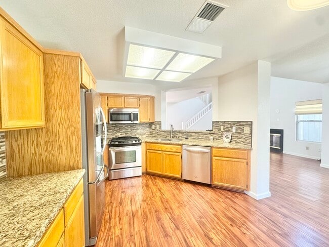 Building Photo - Beautiful 3-Bedroom Home in Gated Woodbridge Community!