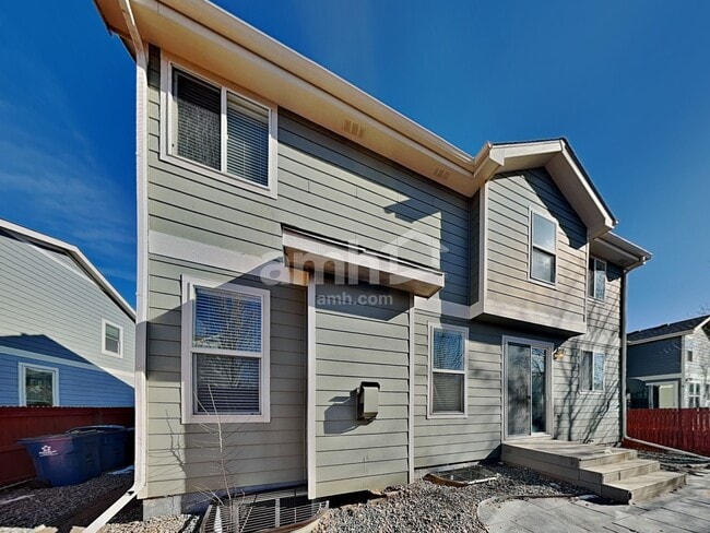 Building Photo - 451 Baler Ct