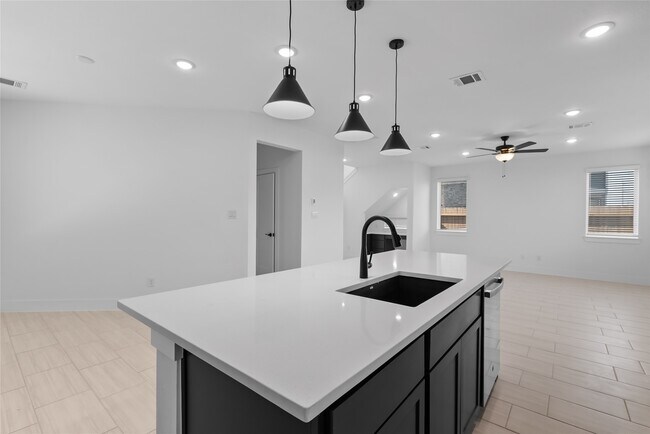 Building Photo - 1412 Shaded Rock Dr