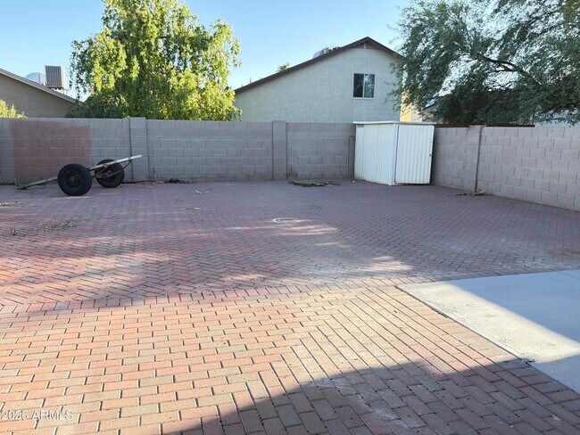 Building Photo - 3133 E Kristal Way