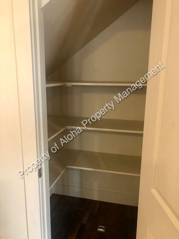 Building Photo - 1026 S Elder St