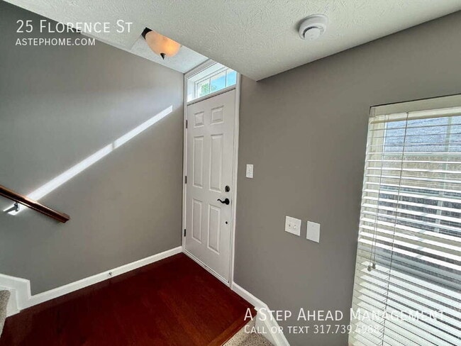 Building Photo - 25 Florence St