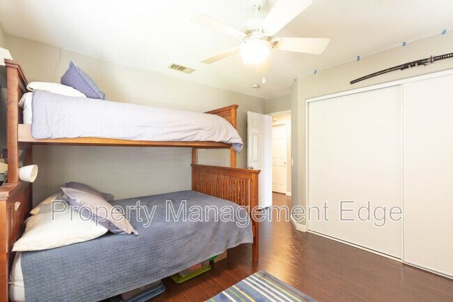 Building Photo - 23788 Sonata Dr