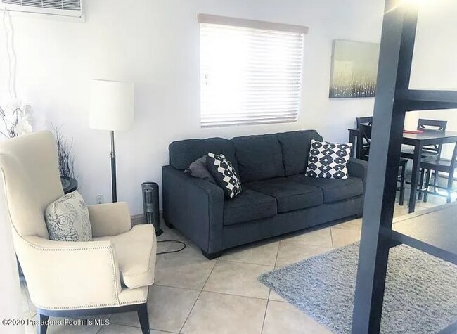 Building Photo - 748 N La Jolla Ave