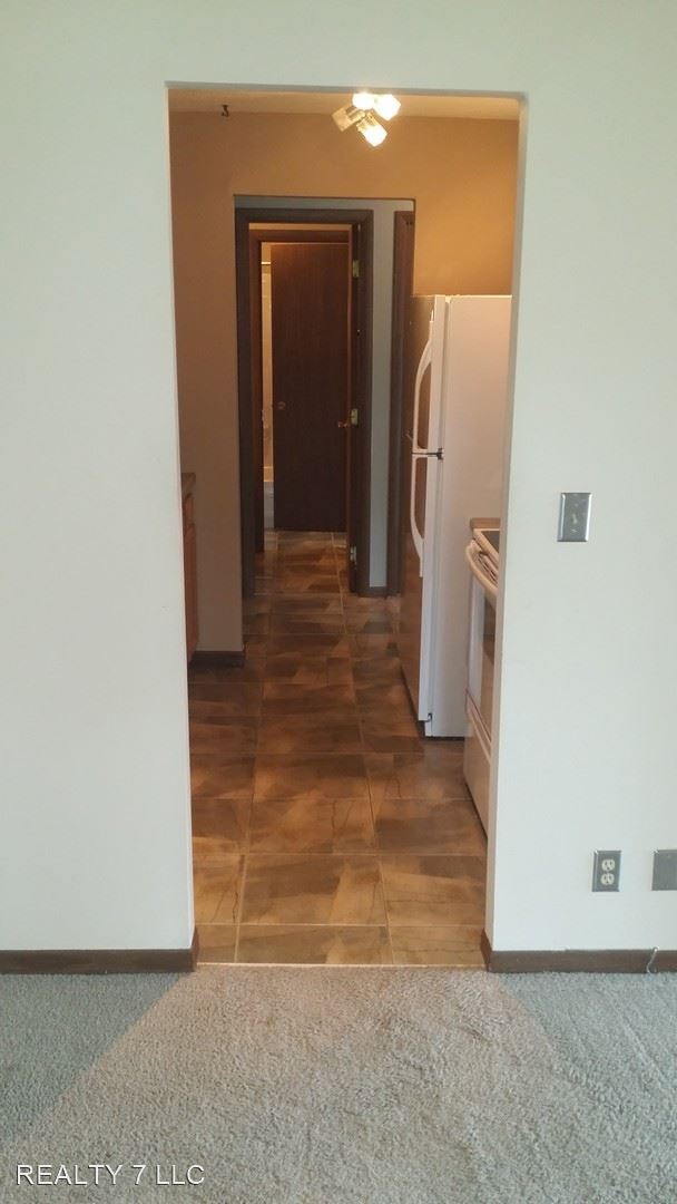 Primary Photo - 1667 Cedarwood Dr