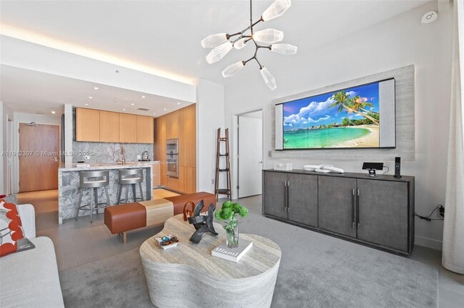 Building Photo - 500 Alton Rd