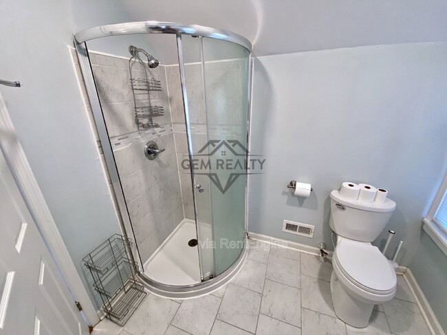 Building Photo - 3100 Stockton St