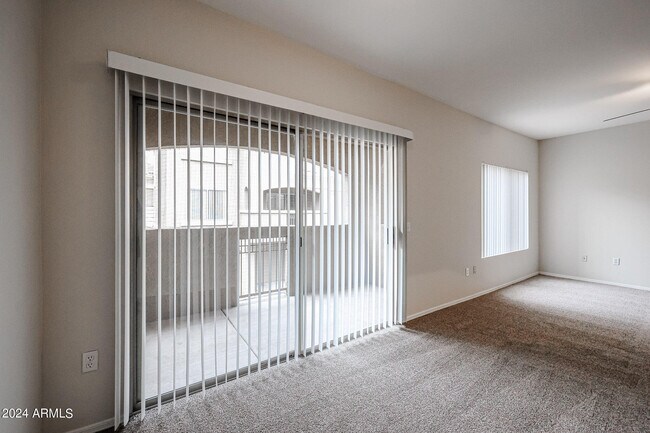 Building Photo - 4644 N 22nd St