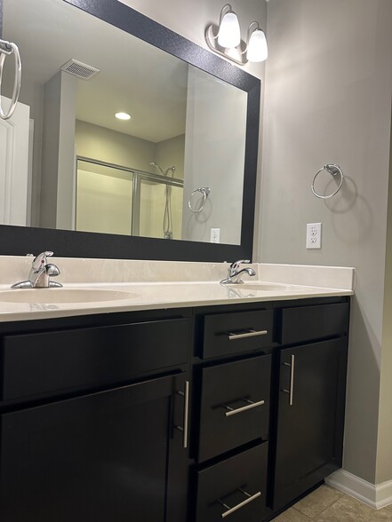 Master Bathroom - 64 River Dell Townes Ave