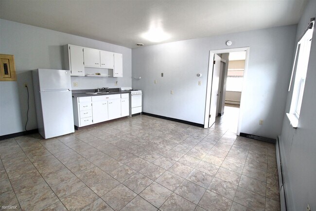 Primary Photo - 356 E Duncan St