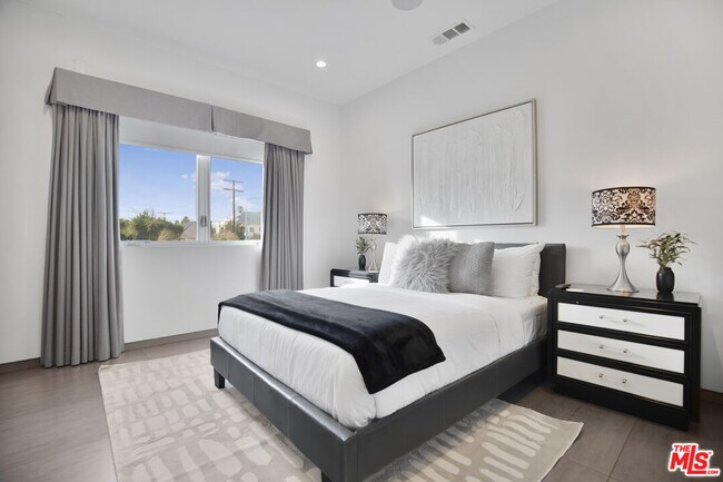 Building Photo - 6379 Colgate Ave