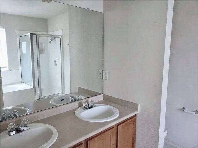 Building Photo - 15125 Donna Jane Loop