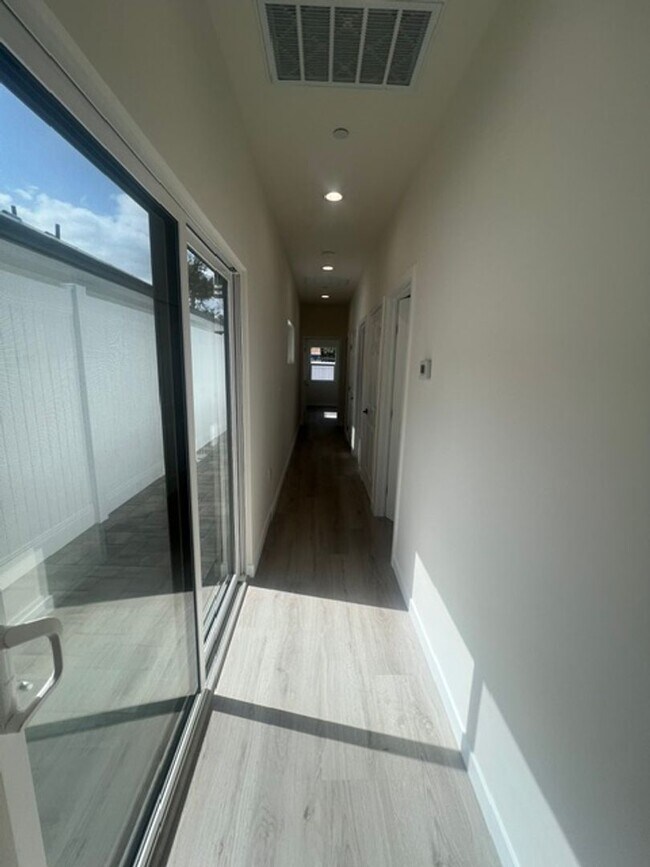 Building Photo - 7317-7321 Garden Grove Avenue
