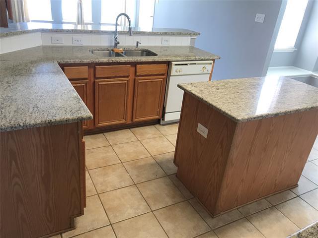 Building Photo - 4020 Pear Ridge Dr