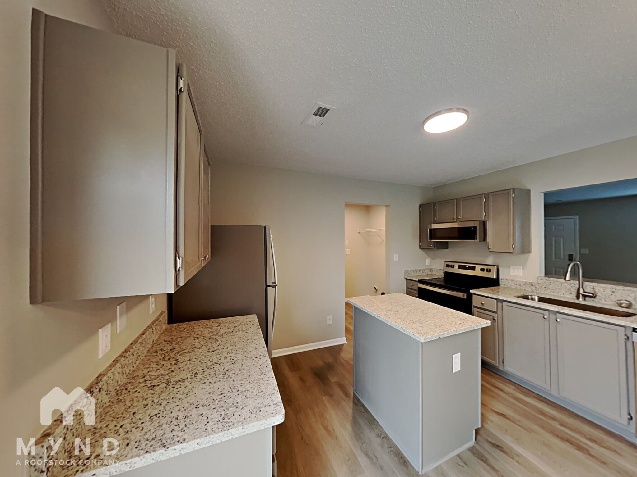 Building Photo - 11550 Stewarts Crossing Dr