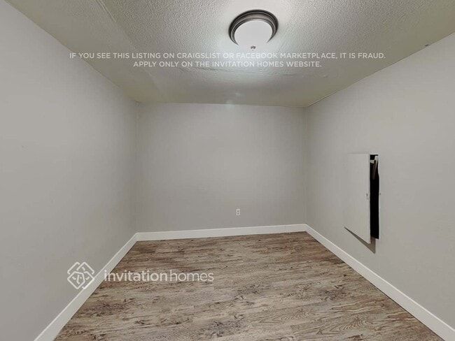 Building Photo - 19857 E Cornell Ave