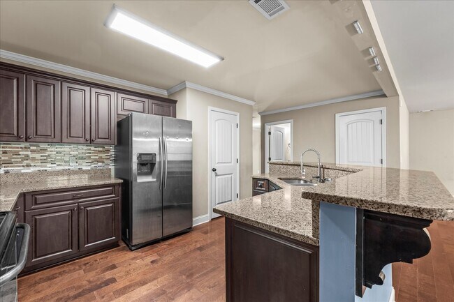 Building Photo - 2712 Big Dog Tr