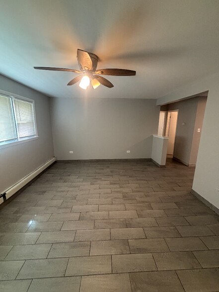 Building Photo - 2057-2067 135th Pl