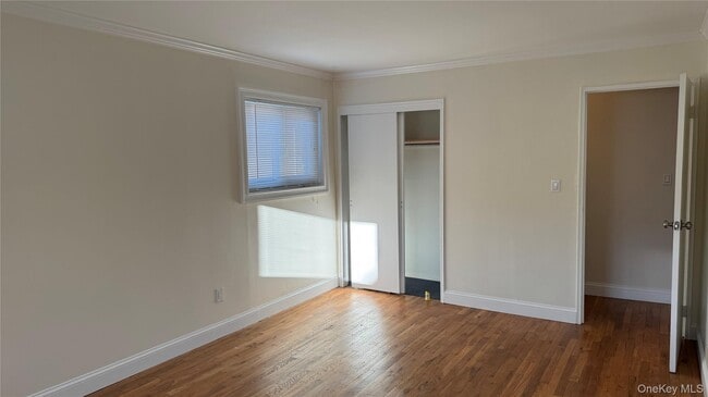 Building Photo - 19 Barbara Ct