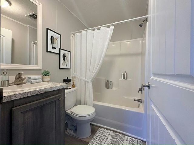 Building Photo - 240 Creek Water Cir