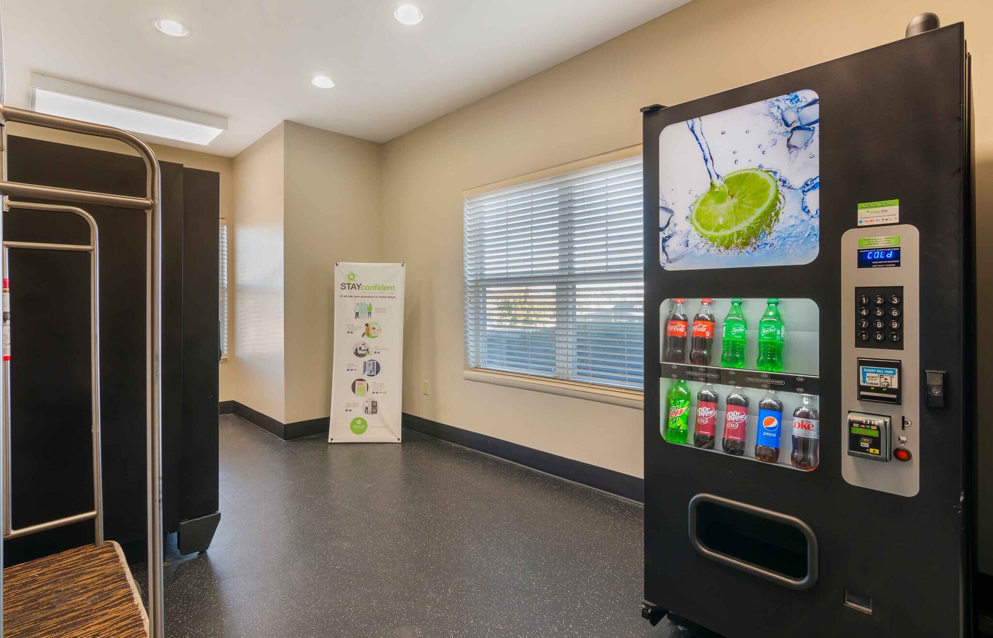 Building Photo - Furnished Studio-Kansas City - Lenexa - 87th St.