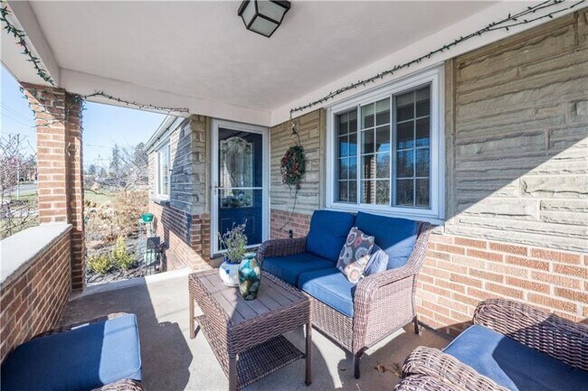 Building Photo - 4915 Brownsville Rd