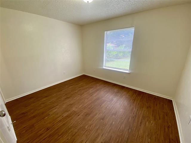 Building Photo - 7513 Meadowbrook Dr