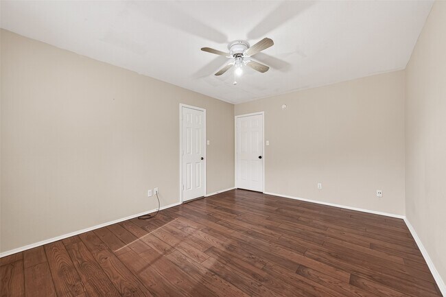 Building Photo - 23035 Canal Rd