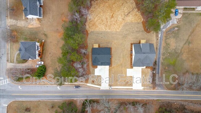 Building Photo - 4444 Sullivan Rd SW
