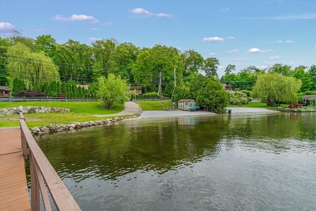 Building Photo - 4 Candlewood Birches