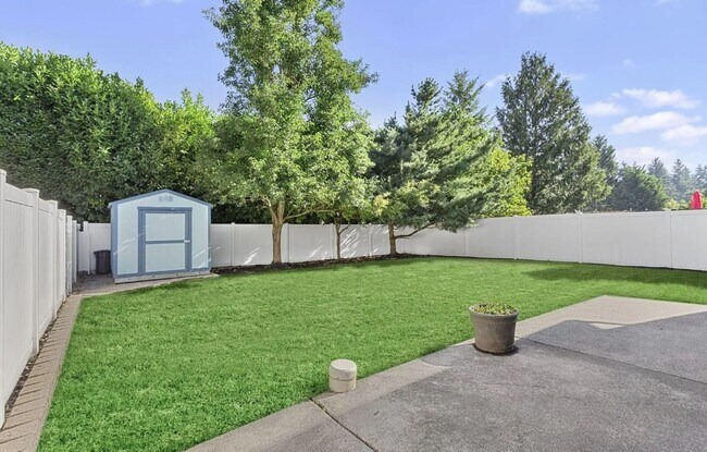 Building Photo - 3 BD Spacious Vancouver Home with Flexible Living Areas