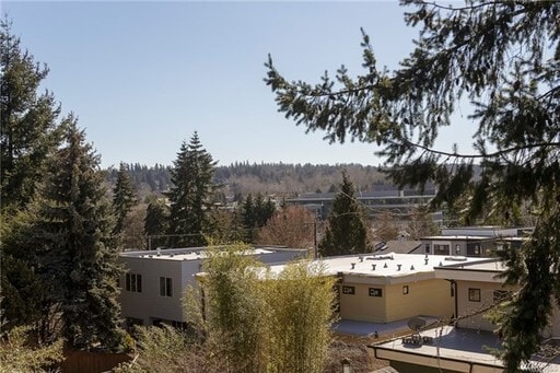 Building Photo - Fantastic East of Market St. home in Kirkland!