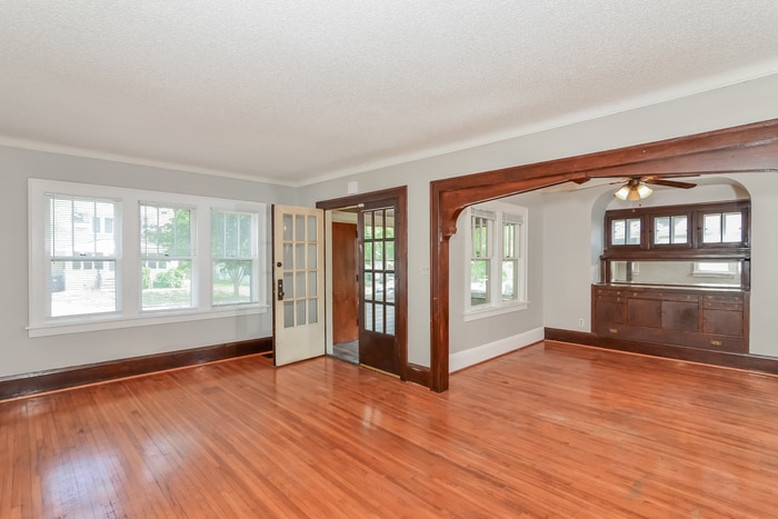 Building Photo - 891 Hazelwood St