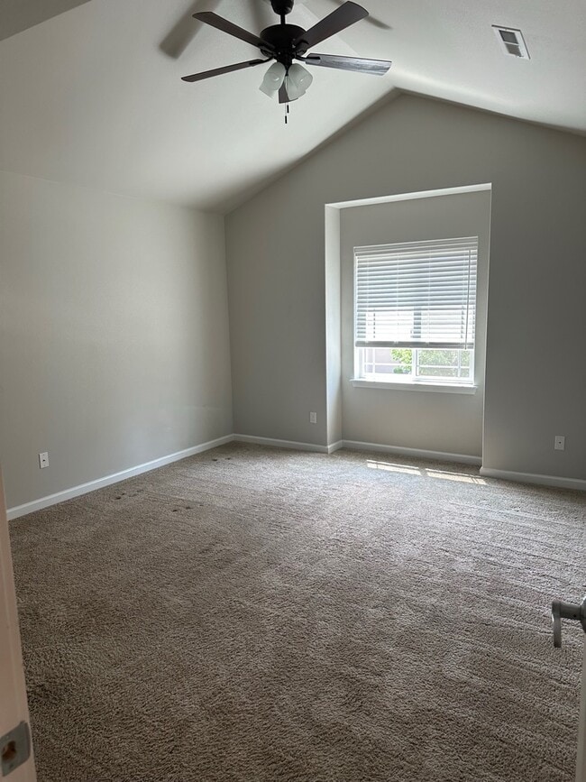 Building Photo - 4254 Dudley Dr NE