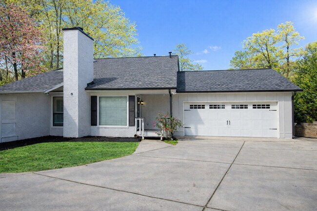 Building Photo - 7930 Colquitt Rd