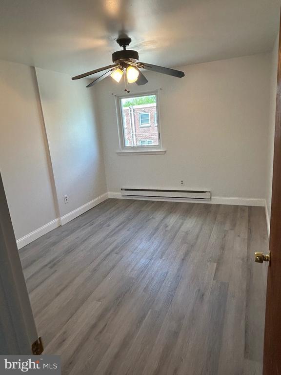 Building Photo - 108 Oak Ln