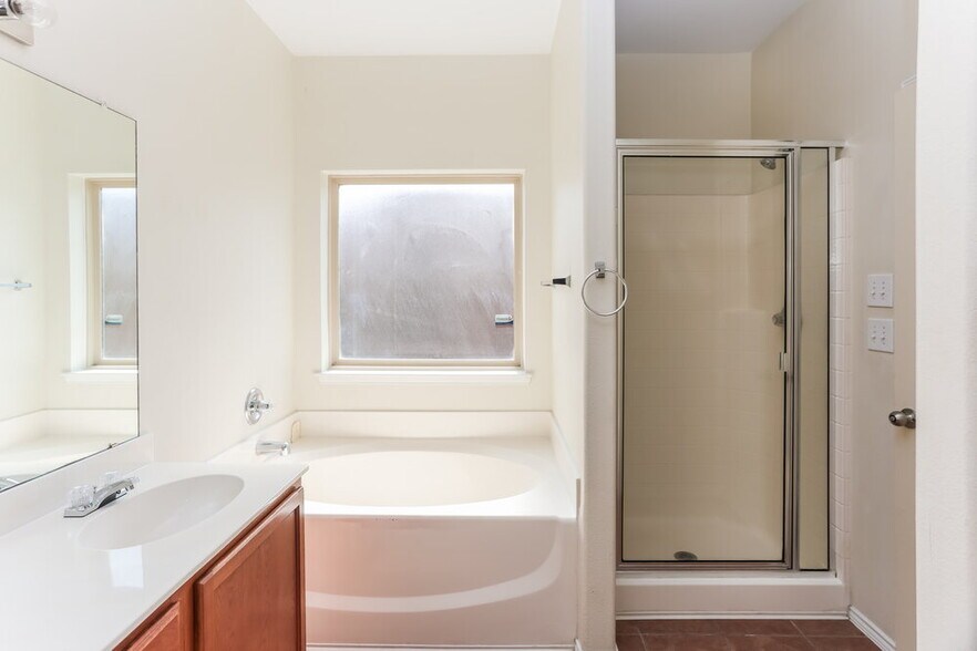 Building Photo - 6816 Clarktown Ct