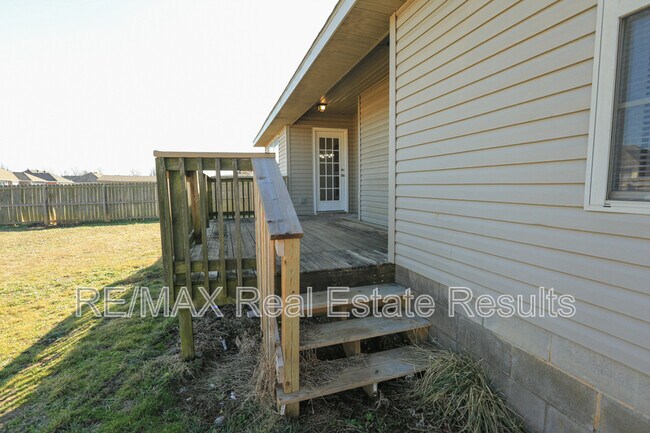 Building Photo - 1592 Hutchinson St