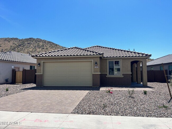 Primary Photo - 1339 Flintlock Dr